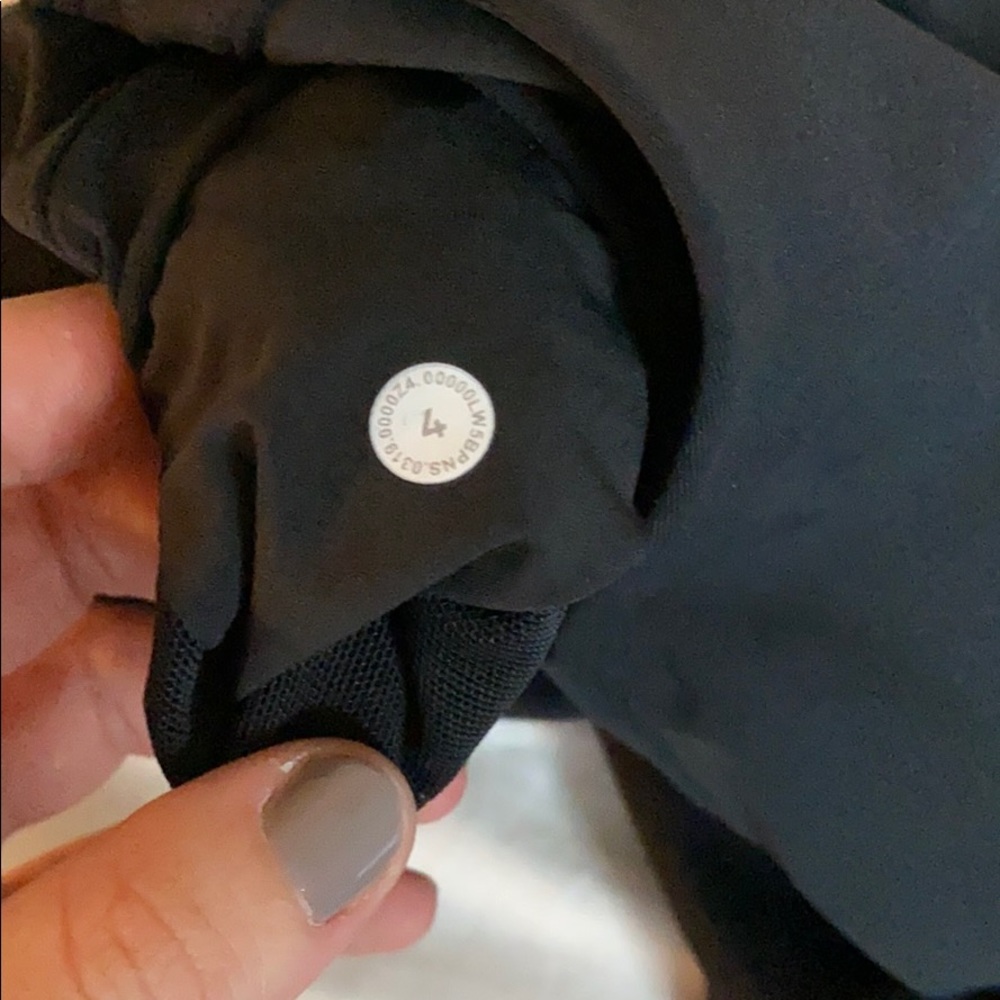 lululemon pant - Picture 5 of 5